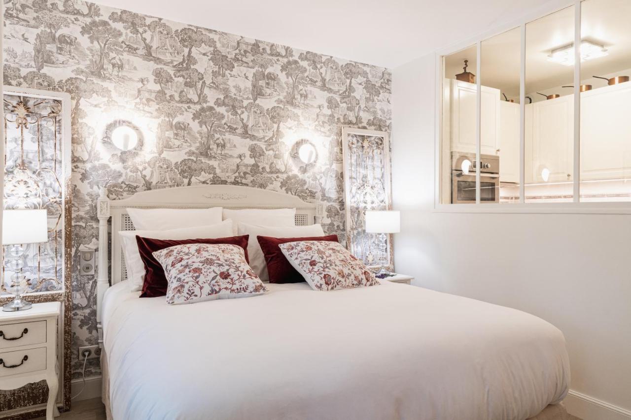The French Boudoir Apartment เอแปร์เน ภายนอก รูปภาพ