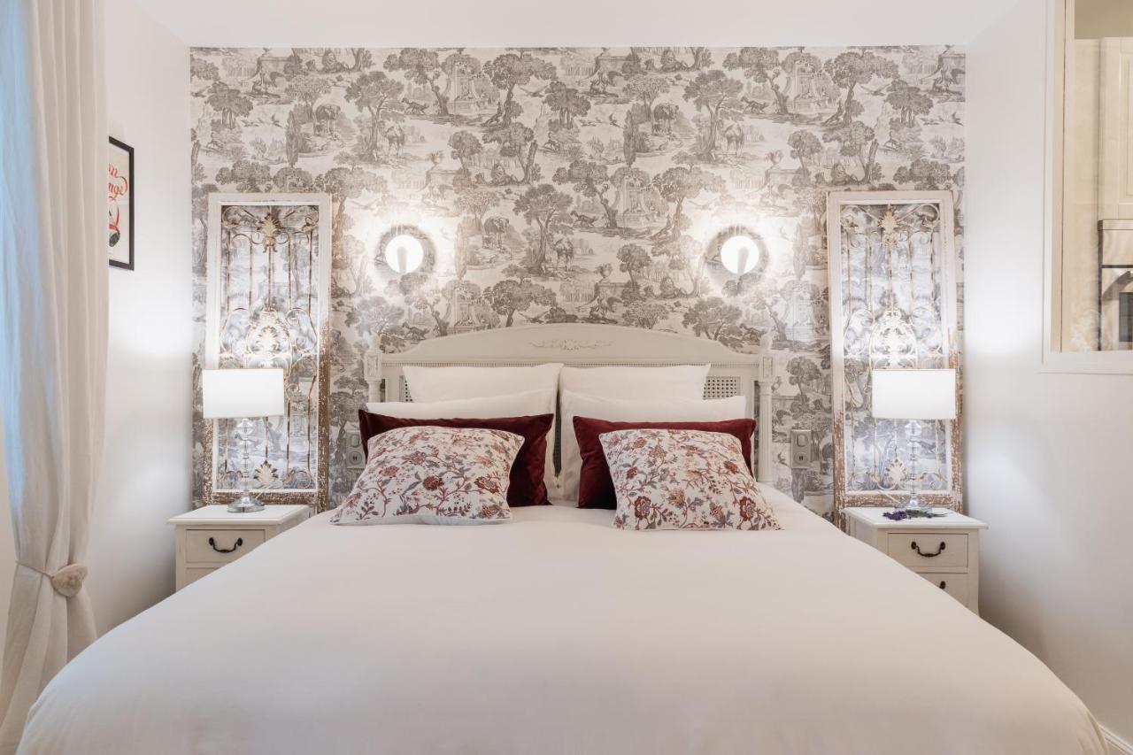 The French Boudoir Apartment เอแปร์เน ภายนอก รูปภาพ